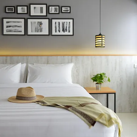 Ruenthip โรงแรม 4*
