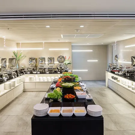 โรงแรม Aster And By At Mind 4*