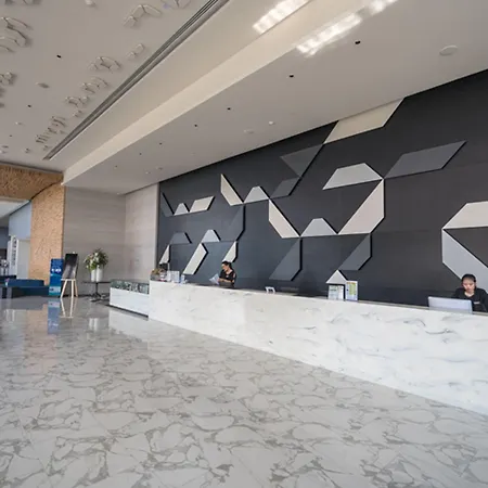 Tsix5 Phenomenal โรงแรม