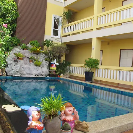 Pius Place โรงแรม 2*