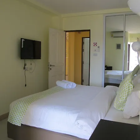 Pius Place โรงแรม