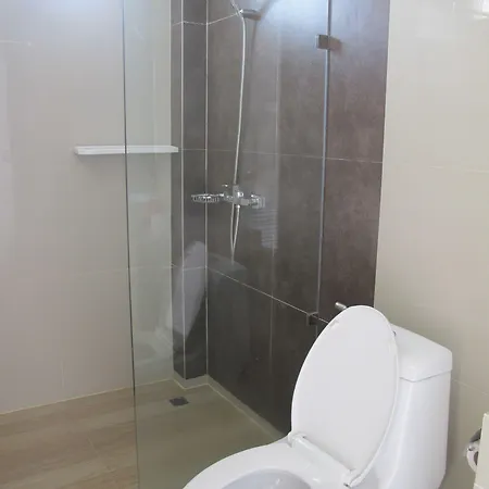 Pius Place 2*