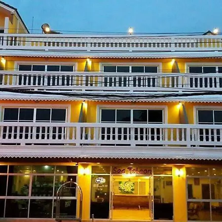 โรงแรม Sea Falcon On The Water Pattaya