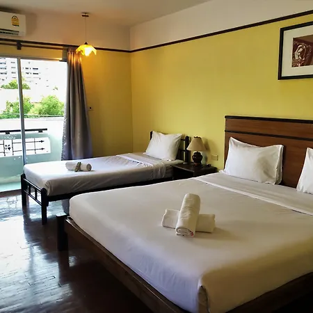 โรงแรม บ้านทะเล Pattaya