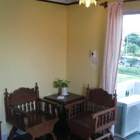 โรงแรม บ้านทะเล 2*