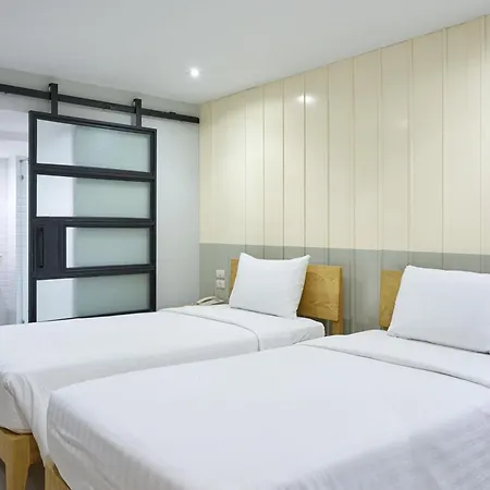 โรงแรม Go2bed 3*