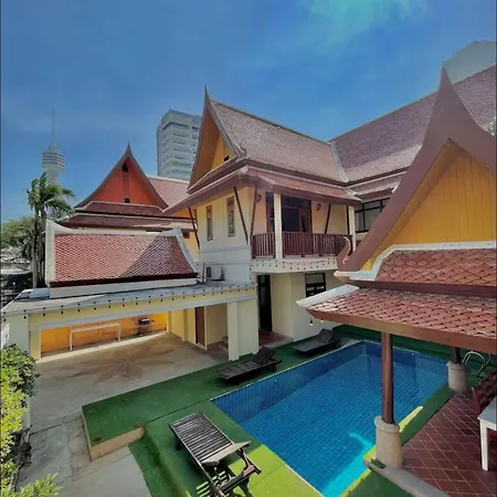 Phatumnak Thai Pool - Villa Pattaya