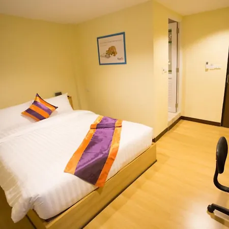 J P Hotel