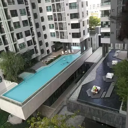 The Base * Pattaya