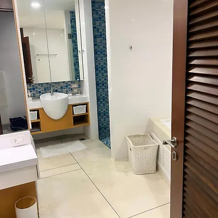 Luxe Beachfront With Pool Access * Pattaya