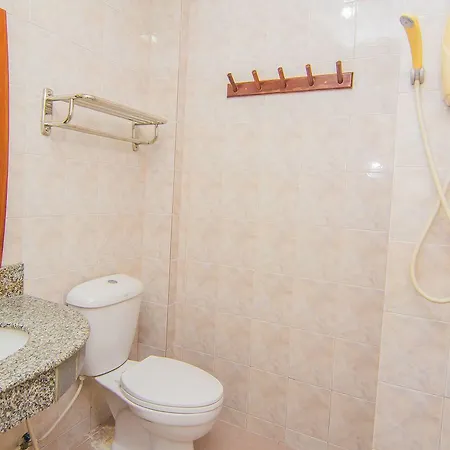 โรงแรม สุทัศน์ คอร์ท 4 Pattaya