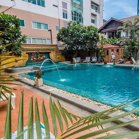 โรงแรม สุทัศน์ คอร์ท 4 Pattaya