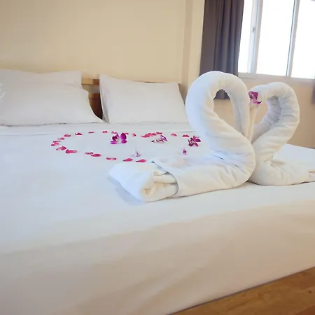Hotel Phratumnak Hill Guest House 2*