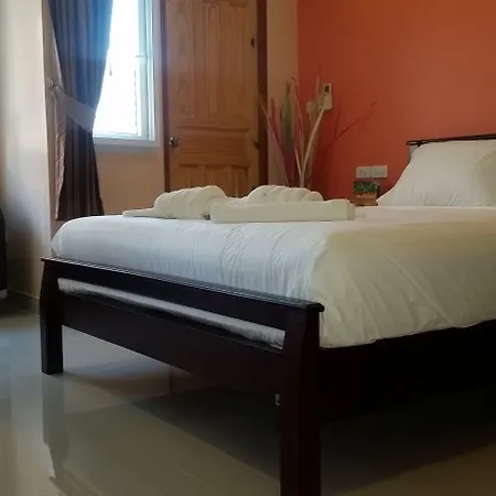 Phratumnak Hill Guest House Hotel Pattaya