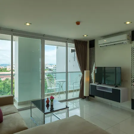 Apartment Art On The Hill By Sunny Pattaya