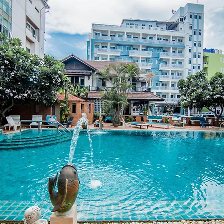 Hotel Sutus Court 1