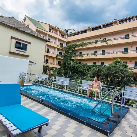 Sutus Court 1 3* Pattaya