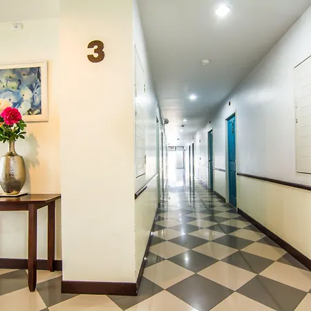 Sutus Court 1 Hotel 3*