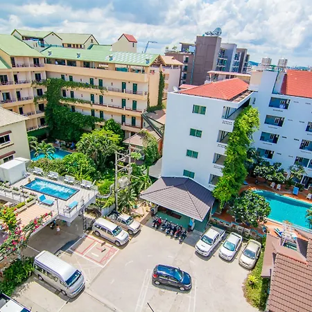 Sutus Court 1 Hotel