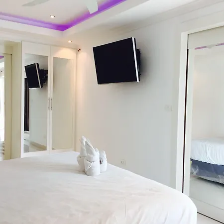 View Talay 6 By Honey Hotel 3*