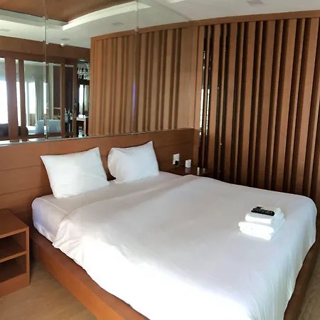 View Talay 6 By Honey Hotel 3*