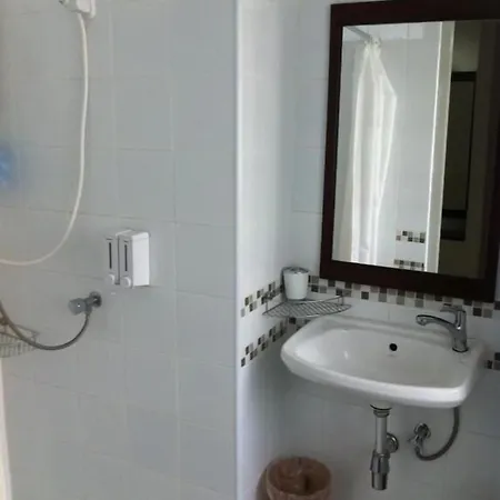 Admire House Guest house Pattaya