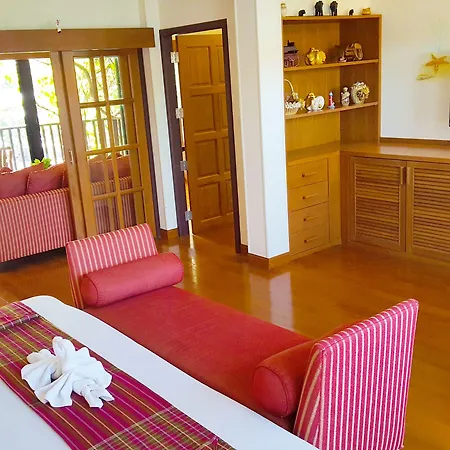 Birds And Bees Resort Pattaya