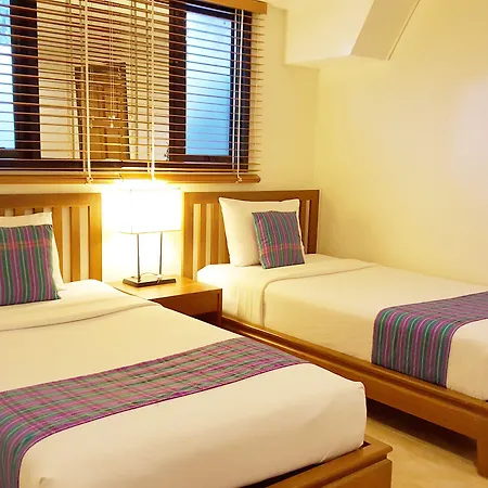 Birds And Bees Resort 3*