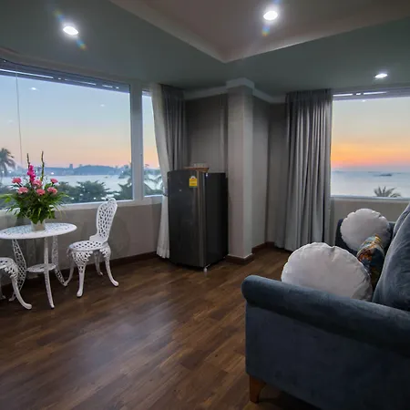 โรงแรม เดอะ บีช ฟร้อนท์ รีสอร์ท, พัทยา 3*