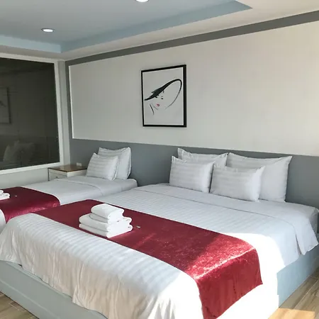 โรงแรม เดอะ บีช ฟร้อนท์ รีสอร์ท, พัทยา