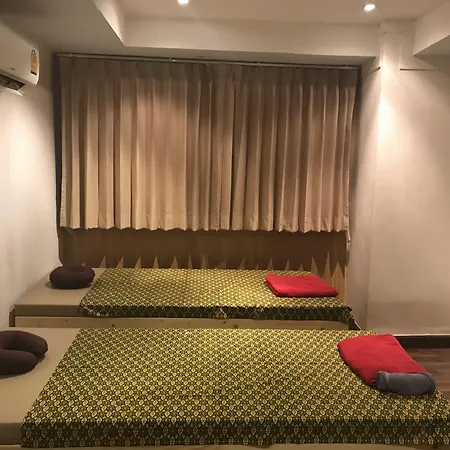 เดอะ บีช ฟร้อนท์ รีสอร์ท, พัทยา 3* Pattaya