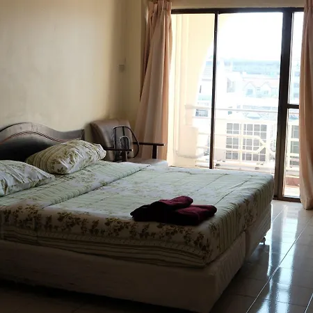 Parinya's Pattaya