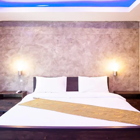 Steak And Co. Boutique Hotel 2*