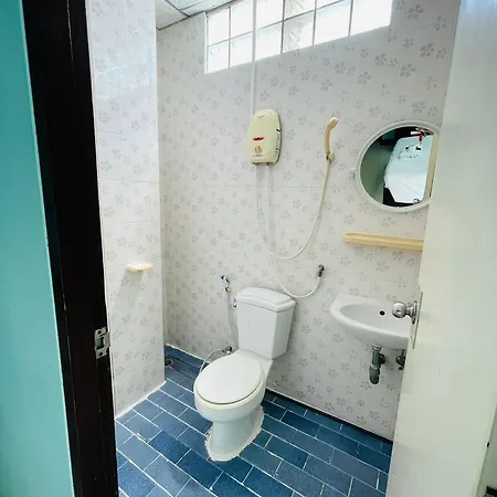 Br-guesthouse บ้านพัก 2*
