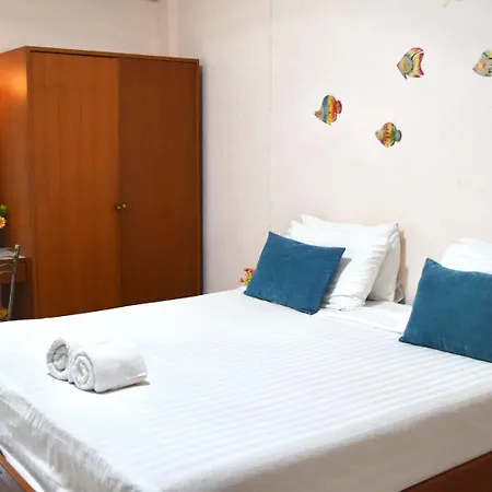 House Walking Street Guest house 3*