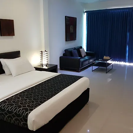East โรงแรม Pattaya