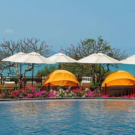 Royal Cliff Grand โรงแรม Pattaya