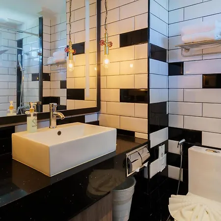 Surestay By Western T Hotel Pattaya