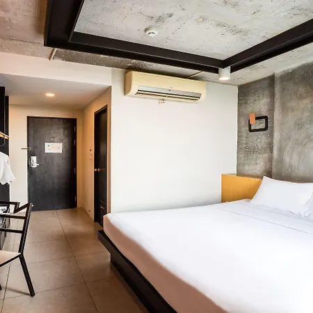B2 South โรงแรม 3*
