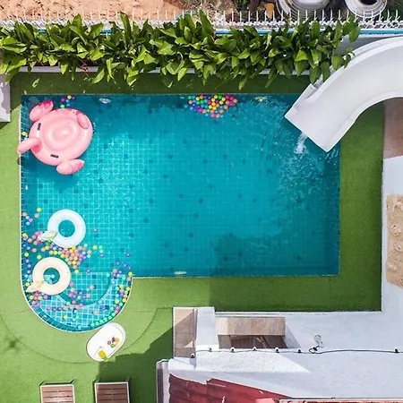 53 Wongamat 4br, 300m From The * Pattaya