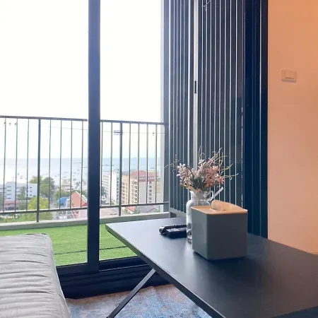 อพาร์ทเม้น Sea View 2 Bed Unit Pattaya