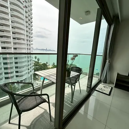 Apartment Wong Amat Tower 1305 Pattaya