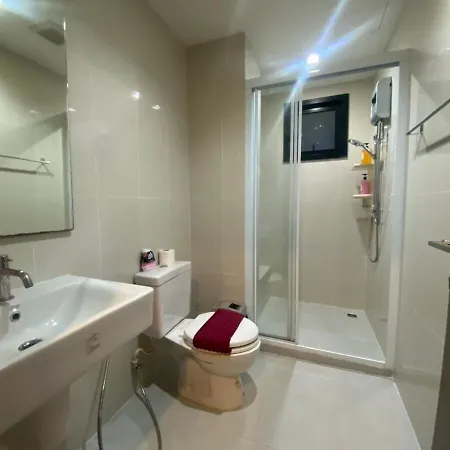 อพาร์ทเม้น Sea View 2 Bed Unit Pattaya