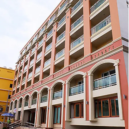D Hotel 3*