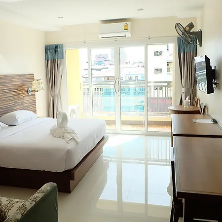 Hotel D 3*