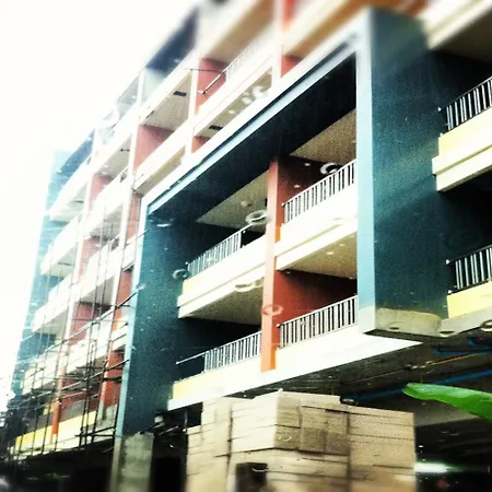 D Xpress Hotel