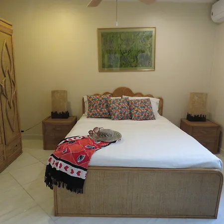 Butterfly Garden Boutique Residences: Luxury & With Full Amenities 3*