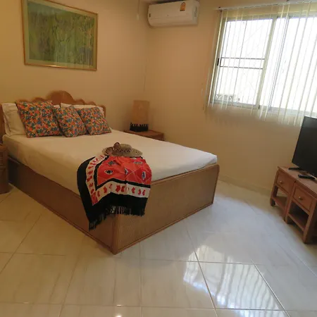 Butterfly Garden Boutique Residences: Luxury & With Full Amenities 3*