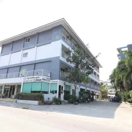 โอโย 75389 แพนโดร่า เฮาส์ โรงแรม 2*