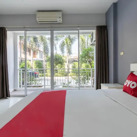 โรงแรม โอโย 75389 แพนโดร่า เฮาส์